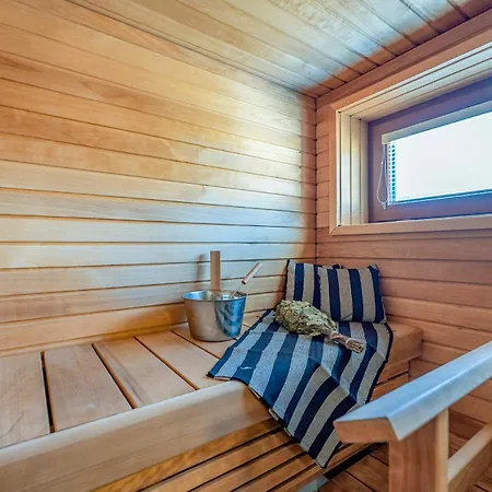 Apartmán Hiekkataehti Inc Private Sauna, Balcony, 400 M, Golf Course 1,6 Km Kalajoki